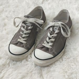 Converse One Star Sneakers, Gray, size 7 Women's